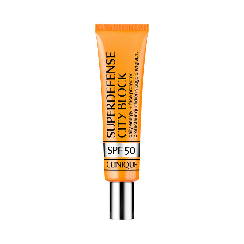 Clinique Fluido Protector Solar Superdefense™ City Block Energía diaria+protector facial SPF 50 - Farmacias Arrocha