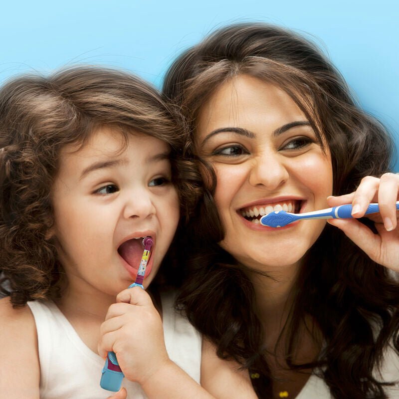 Cepillos de dientes Oral - B Clean Complete suave 3 Unidades - Farmacias Arrocha