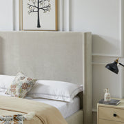 Cama tapizada con respaldar en lateral Beige - Farmacias Arrocha